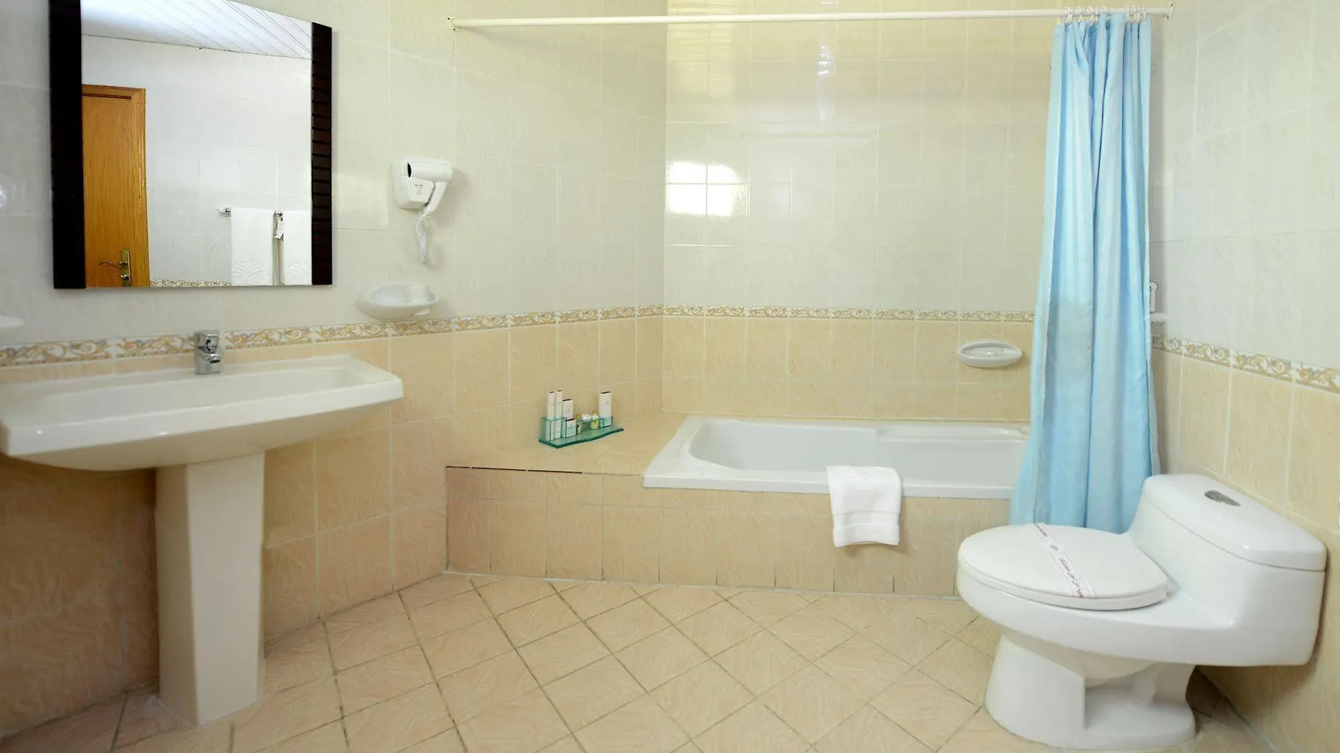 Boudl Al Corniche Aparthotel Dammam 2*,  Saudi Arabia